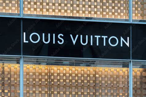 vuitton official site|louis vuitton founder.